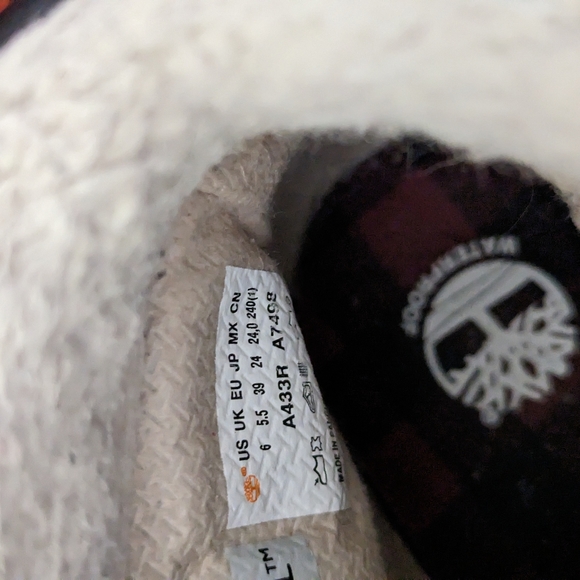 Timberland size 6 youth - Picture 5 of 6